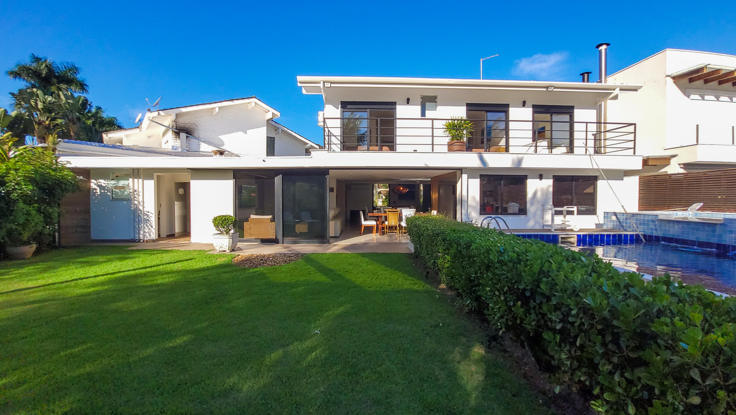 Casa no Condomínio Costa Verde Tabatinga com 5 suítes, na Praia de Tabatinga.
