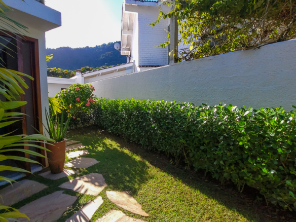 Casa no Condomínio Costa Verde Tabatinga com 5 suítes, na Praia de Tabatinga.