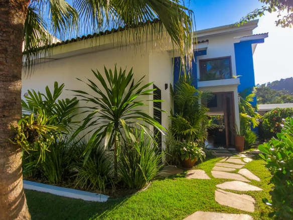 Casa no Condomínio Costa Verde Tabatinga com 5 suítes, na Praia de Tabatinga.