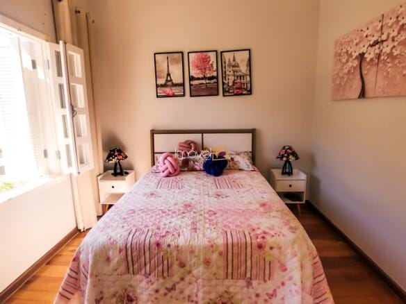 Casa à Venda em Ubatuba no Condomínio Recanto da Lagoinha com 3 suítes e 244 m²