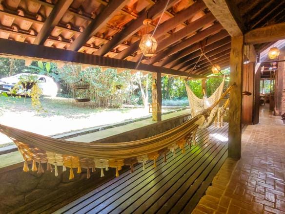 Casa de Condomínio para venda com 6 quartos sendo 4 suites em Praia Vermelha com 242m²