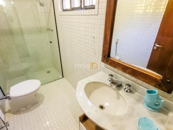Casa para Venda com 4 quartos, em Tabatinga Ubatuba com 280m²