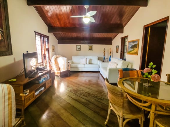 Casa para Venda com 4 quartos, em Tabatinga Ubatuba com 280m²