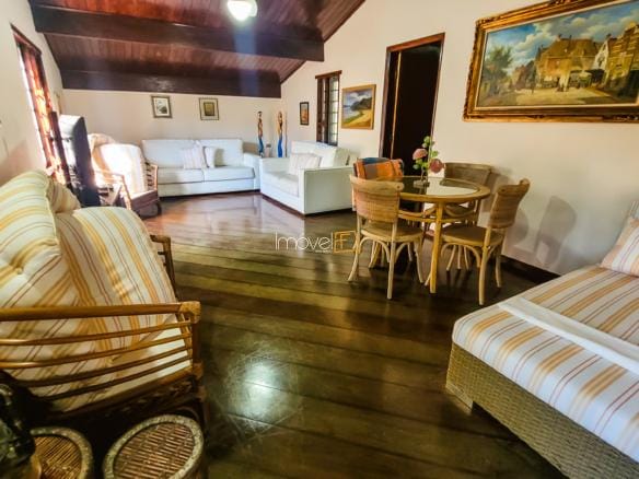 Casa para Venda com 4 quartos, em Tabatinga Ubatuba com 280m²
