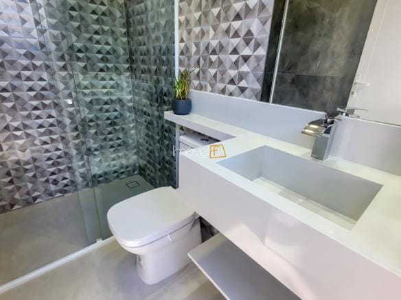 Casa para venda no Condomínio Costa Nova Residence em Massaguaçu com 4 suítes e 200m²