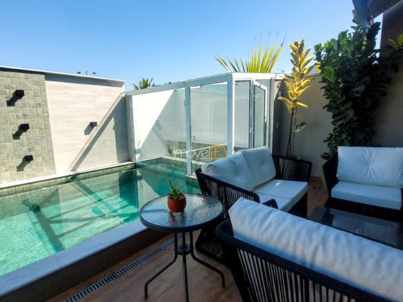Casa para venda no Condomínio Costa Nova Residence em Massaguaçu com 4 suítes e 200m²