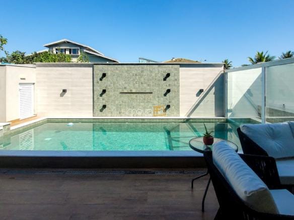 Casa para venda no Condomínio Costa Nova Residence em Massaguaçu com 4 suítes e 200m²
