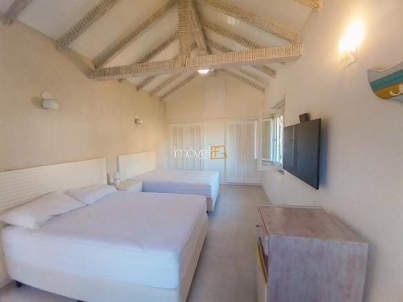 Casa no Condomínio Costa Verde Tabatinga com 6 suítes, na Praia de Tabatinga