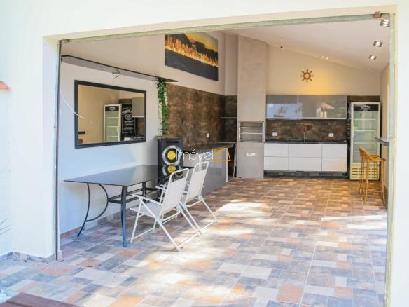 Casa com 4 dormitórios sendo 2 suítes no loteamento Roteiro do Sol – Praia da Cocanha