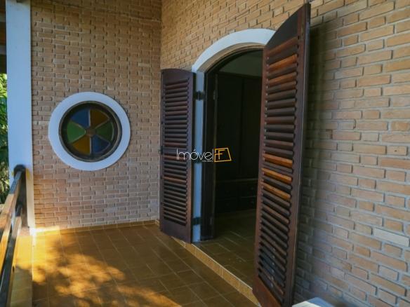 Casa com 4 dormitórios sendo 2 suítes no loteamento Roteiro do Sol – Praia da Cocanha