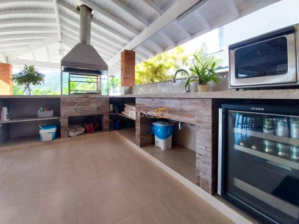 Casa no Condomínio Costa Verde Tabatinga com 5 suites, na Praia de Tabatinga com 400m²