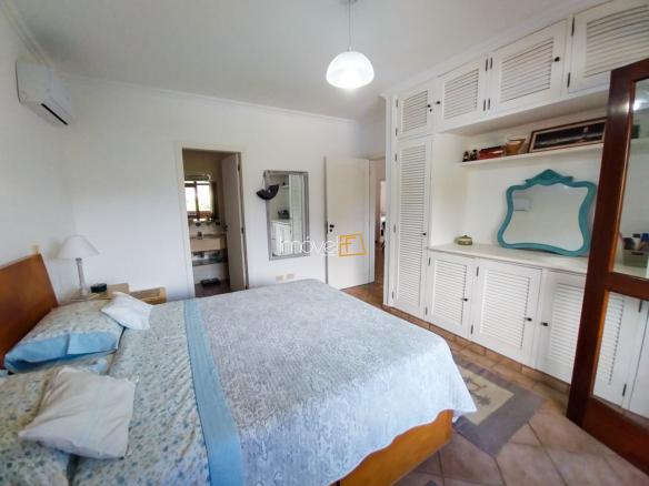 Casa no Condomínio Costa Verde Tabatinga com 5 suites, na Praia de Tabatinga com 400m²