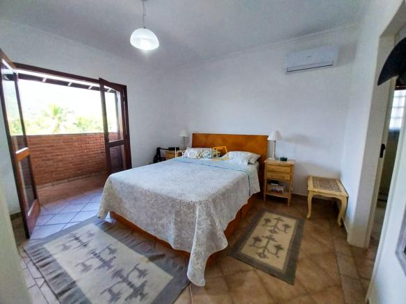 Casa no Condomínio Costa Verde Tabatinga com 5 suites, na Praia de Tabatinga com 400m²