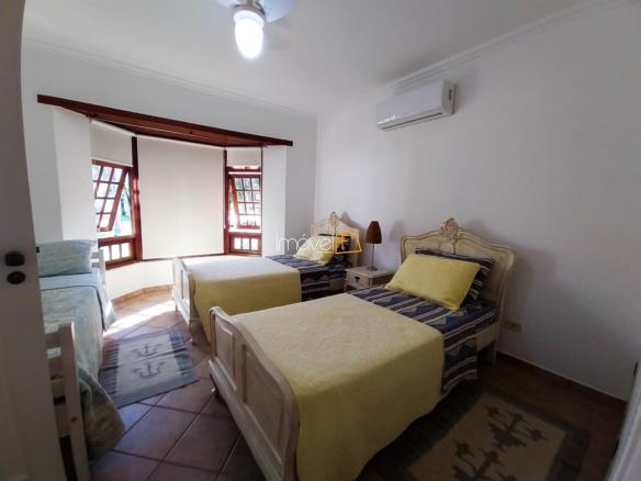 Casa no Condomínio Costa Verde Tabatinga com 5 suites, na Praia de Tabatinga com 400m²
