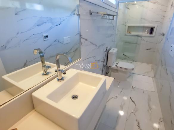 Casa no Condomínio Costa Verde Tabatinga com 6 dormitórios, na Praia de Tabatinga com 388m²