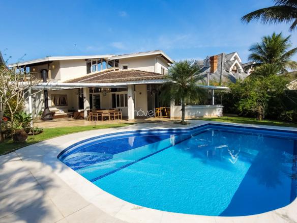Casa no Condomínio Costa Verde Tabatinga com 6 dormitórios, na Praia de Tabatinga com 388m²