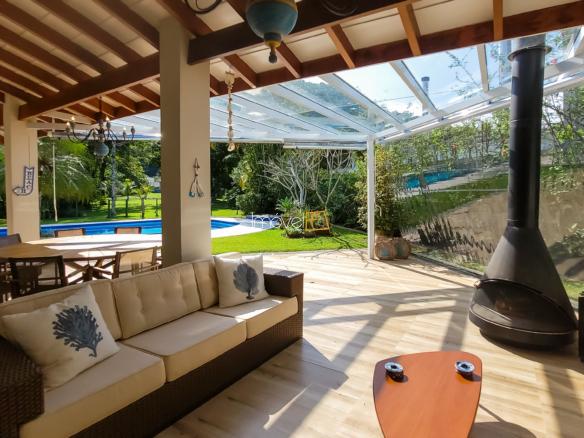 Casa no Condomínio Costa Verde Tabatinga com 6 dormitórios, na Praia de Tabatinga com 388m²