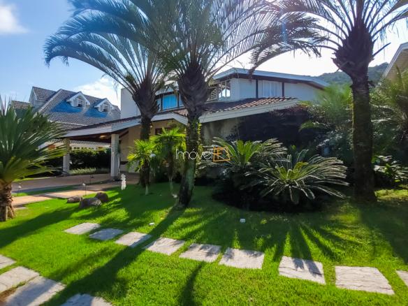 Casa no Condomínio Costa Verde Tabatinga com 6 dormitórios, na Praia de Tabatinga com 388m²