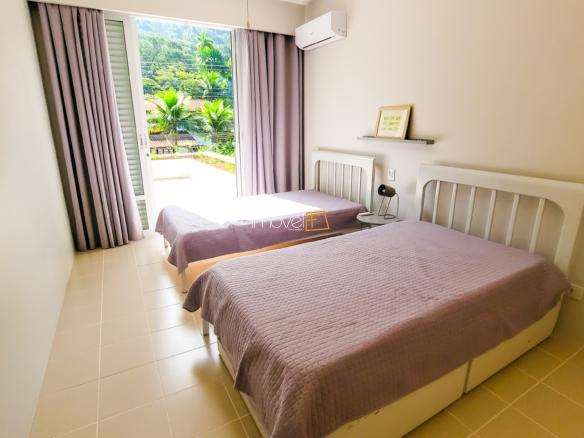 Casa no Condomínio Costa Verde Tabatinga com 5 dormitórios, na Praia de Tabatinga com 426m²