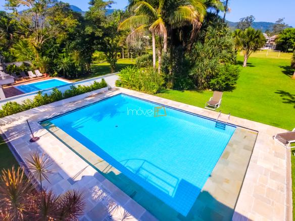 Casa no Condomínio Costa Verde Tabatinga com 5 dormitórios, na Praia de Tabatinga com 426m²