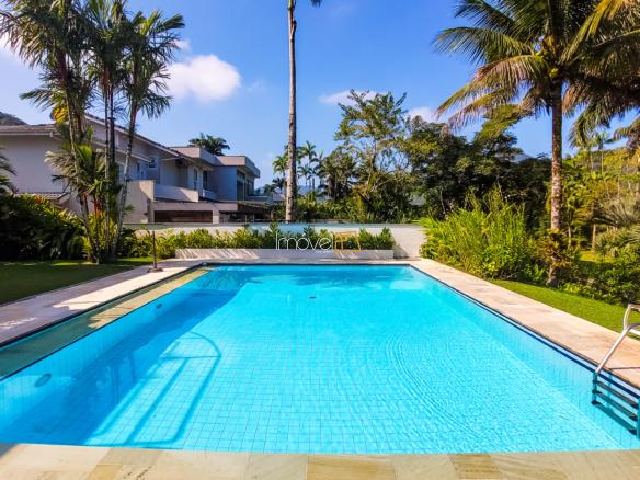 Casa no Condomínio Costa Verde Tabatinga com 5 dormitórios, na Praia de Tabatinga com 426m²