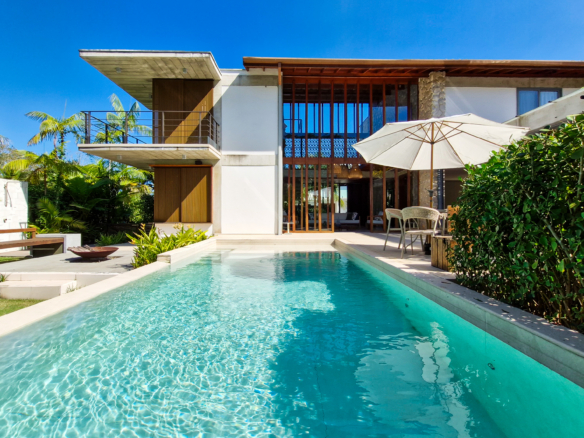 Casa para venda no Condomínio Portofino com 3 suítes na Praia de Mococa com 385m²