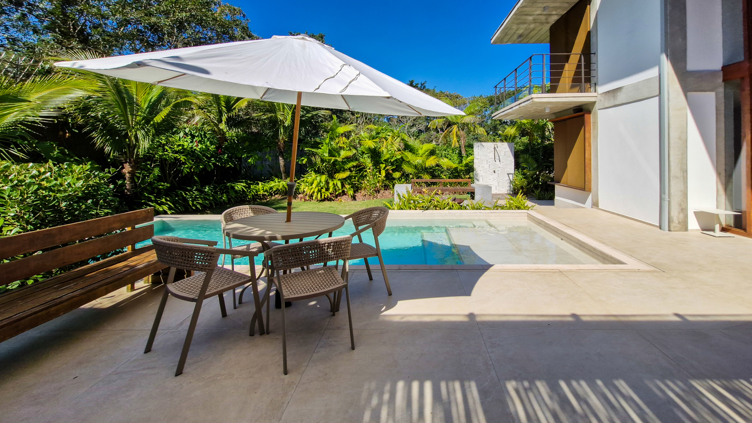 Casa para venda no Condomínio Portofino com 3 suítes na Praia de Mococa com 385m²