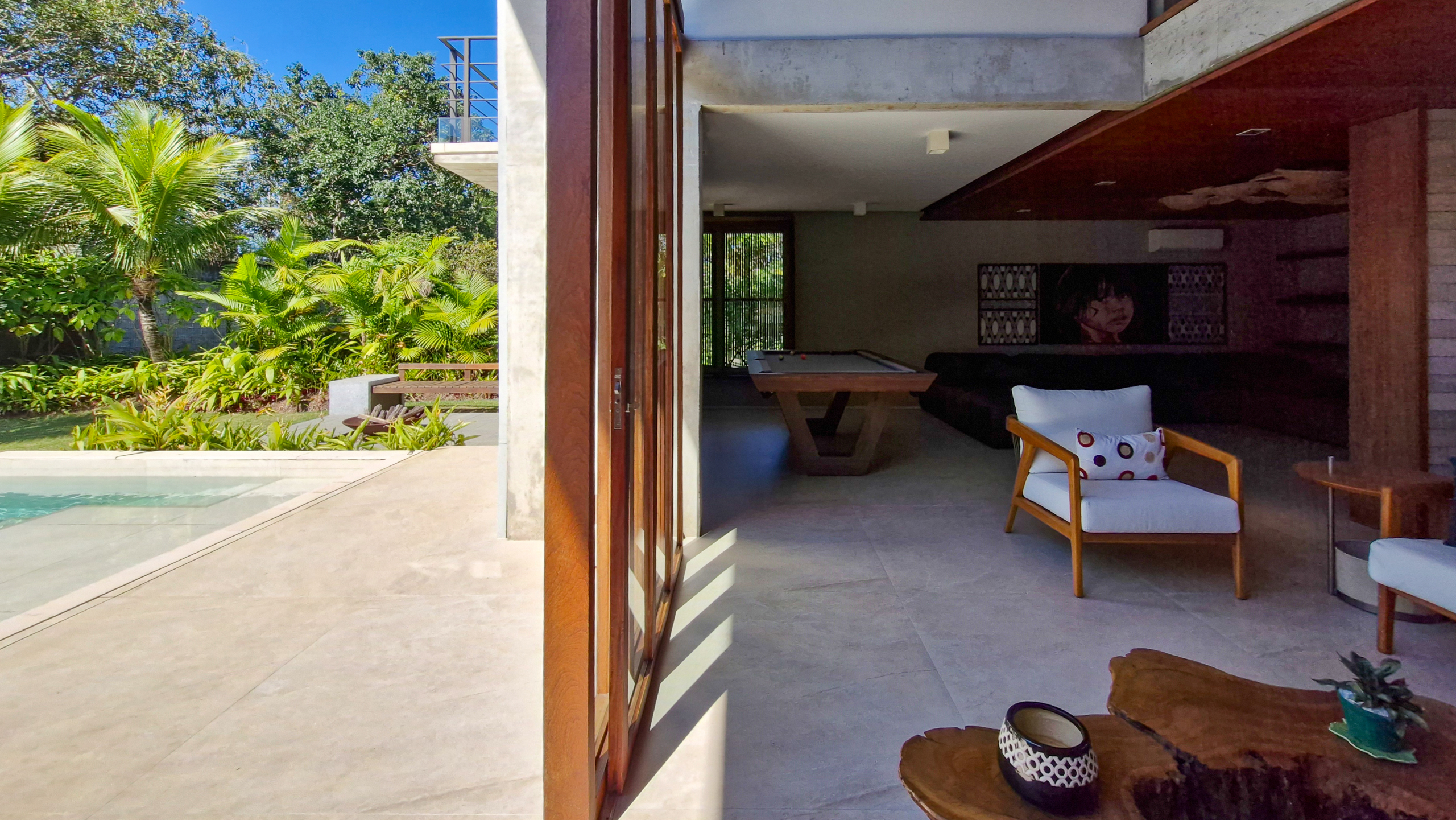 Casa para venda no Condomínio Portofino com 3 suítes na Praia de Mococa com 385m²