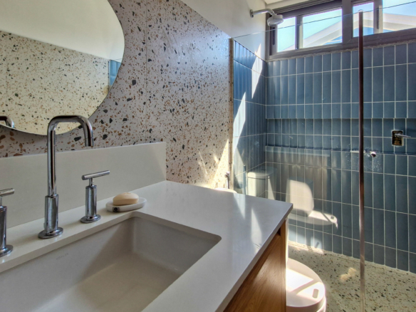Casa para venda no Condomínio Portofino com 3 suítes na Praia de Mococa com 385m²