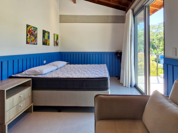 Casa para venda no Condomínio Portofino com 3 suítes na Praia de Mococa com 385m²