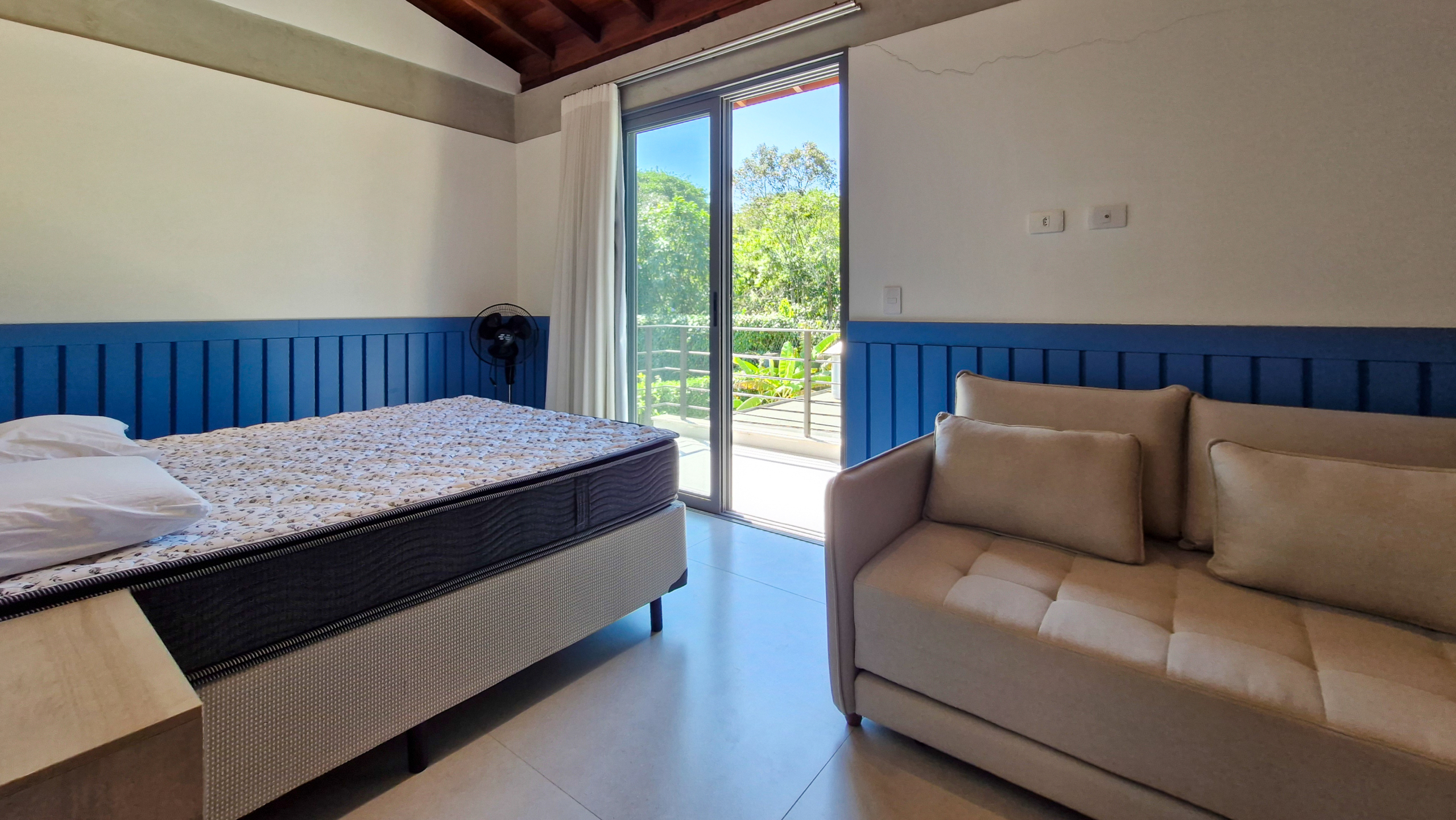 Casa para venda no Condomínio Portofino com 3 suítes na Praia de Mococa com 385m²