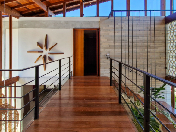 Casa para venda no Condomínio Portofino com 3 suítes na Praia de Mococa com 385m²