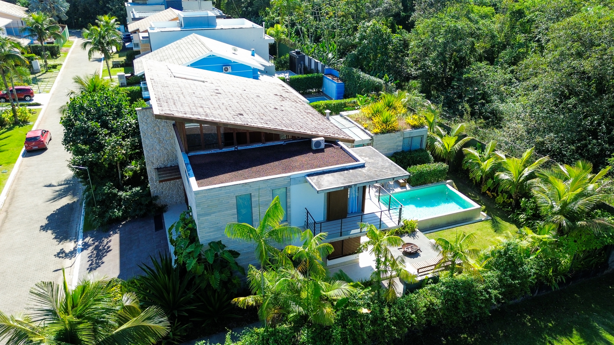 Casa para venda no Condomínio Portofino com 3 suítes na Praia de Mococa com 385m²