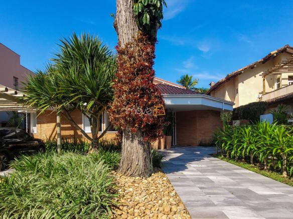 Casa no Condomínio Costa Verde Tabatinga com 6 suítes, na Praia de Tabatinga com 572m²