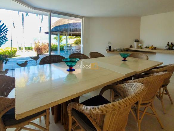 Casa no Condomínio Costa Verde Tabatinga com 6 suítes, na Praia de Tabatinga com 572m²
