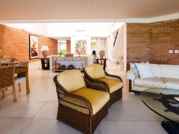Casa no Condomínio Costa Verde Tabatinga com 6 suítes, na Praia de Tabatinga com 572m²