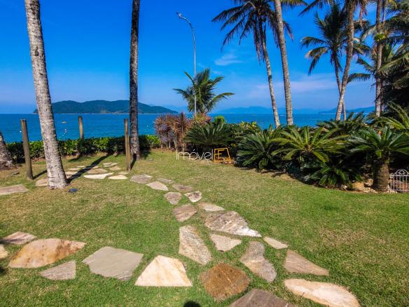 Casa no Condomínio Costa Verde Tabatinga com 6 suítes, na Praia de Tabatinga com 572m²