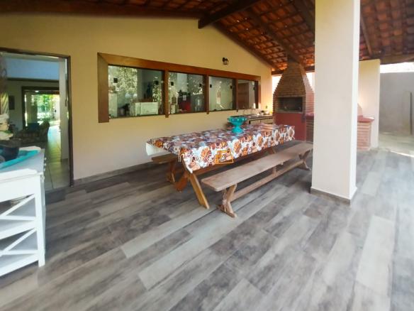 Casa para locação com 4 quartos na Praia da Tabatinga