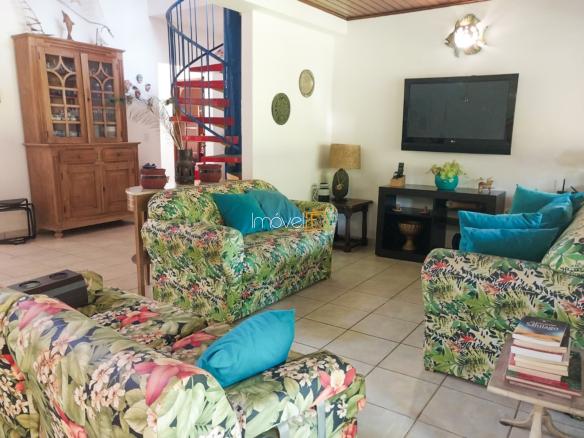 Casa para locação com 4 quartos na Praia da Tabatinga