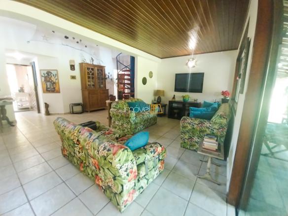 Casa para locação com 4 quartos na Praia da Tabatinga