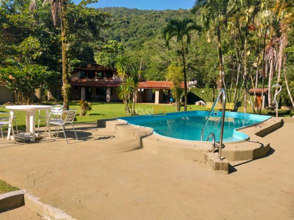 Casa para locação com 4 quartos na Praia da Tabatinga