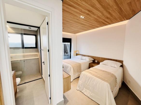 Casa de Condomínio para Venda com 4 suítes em Riviera de São Lourenço