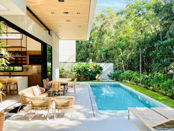 Casa de Condomínio para Venda com 4 suítes em Riviera de São Lourenço