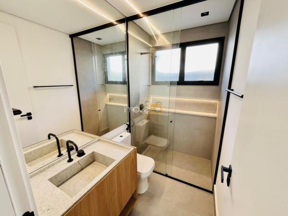 Casa de Condomínio para Venda com 4 suítes em Riviera de São Lourenço