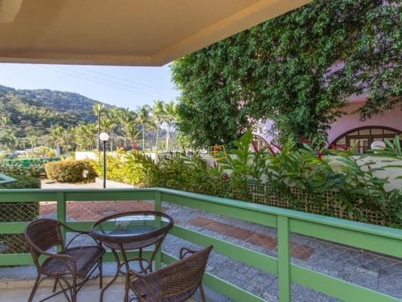Apartamento no Condomínio Costa Verde Tabatinga, Setor Marsala com 2 dormitórios, na Praia da Tabatinga com 68m²