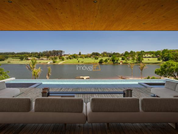 Casa Pier a venda com 6 suítes, em Avaré com 970m²