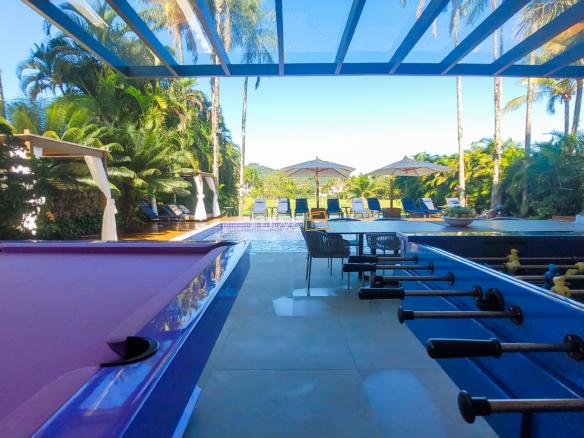 Casa à Venda no Condomínio Costa Verde Tabatinga com 7 suítes, na Praia de Tabatinga com 650m²