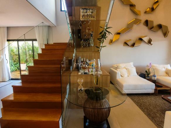 Casa à Venda no Condomínio Costa Verde Tabatinga com 7 suítes, na Praia de Tabatinga com 650m²