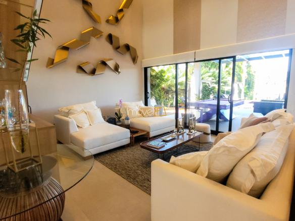 Casa à Venda no Condomínio Costa Verde Tabatinga com 7 suítes, na Praia de Tabatinga com 650m²