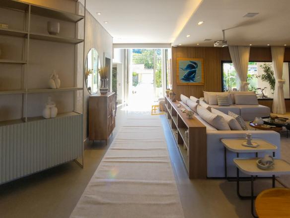 Casa à Venda no Condomínio Costa Verde Tabatinga com 7 suítes, na Praia de Tabatinga com 650m²